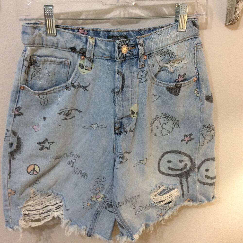 Wild‎ Fable Women's High Rise Jean Shorts Size 2 Distressed